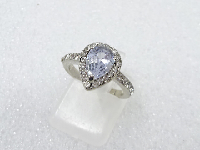 Japanese Kimono / Antique Accessories Metal